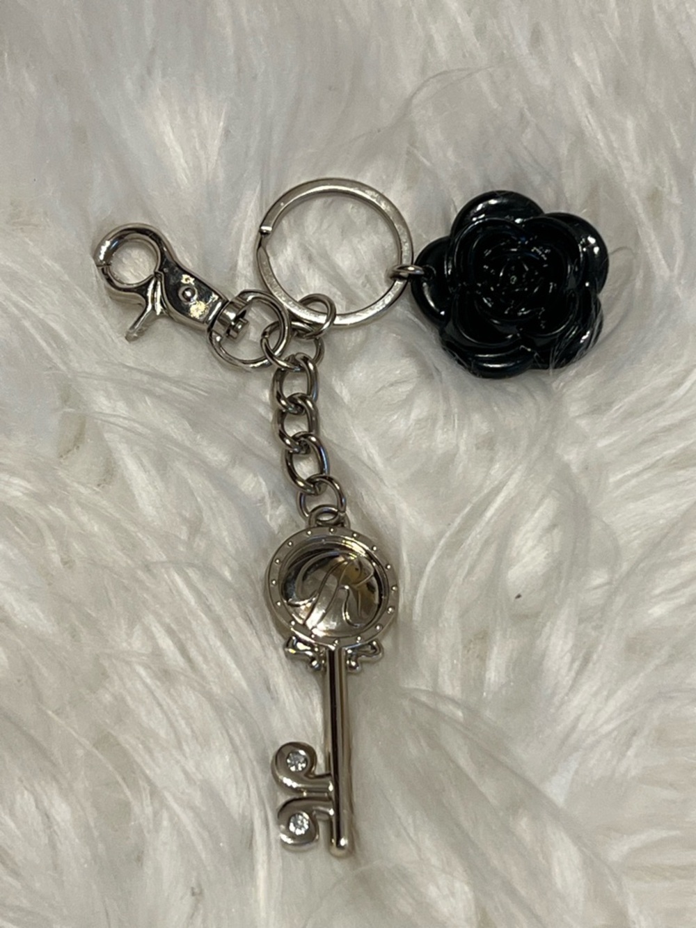 Relic by fossil Silver Key and Black Rose Charm Keychain - Women Accessories